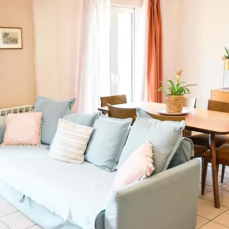 Spacious & Bright Flat With Balcony Lavrion Exterior photo