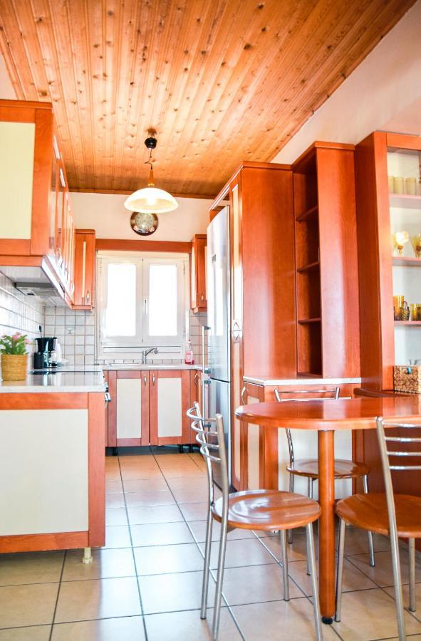 Spacious & Bright Flat With Balcony *